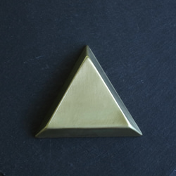【1個】materials Sankaku tray　真鍮製三角トレイ 2枚目の画像