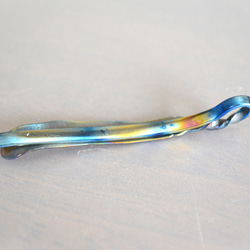 Titanium hairpin・飾り羽のチタンヘアピン６９mm 3枚目の画像