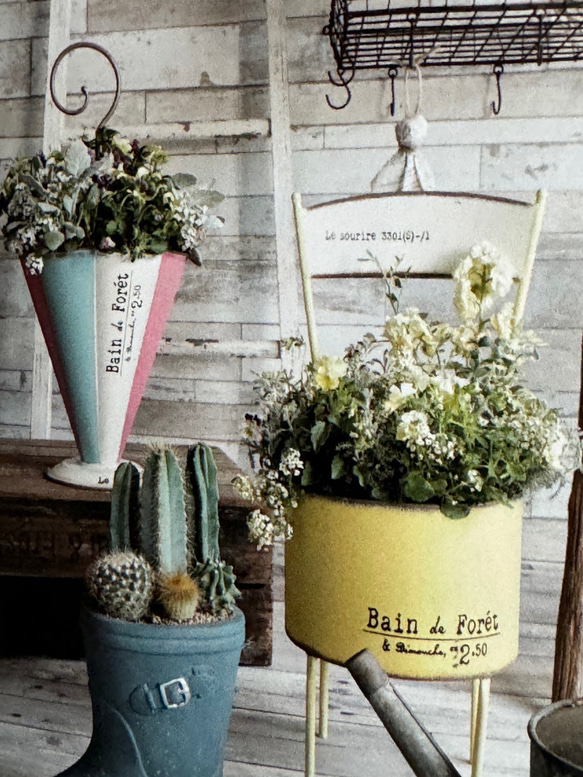 《可愛いアンティーク ブリキ鉢 》ルスリールアンブレラスタンド 観葉植物 多肉植物 お花寄せ植え ブリキ缶 傘 635 2枚目の画像