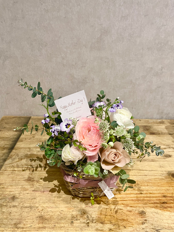 追加受付中5/8まで！母の日生花フラワーギフト＜Sサイズ 約17cm×約23cm＞　 5枚目の画像