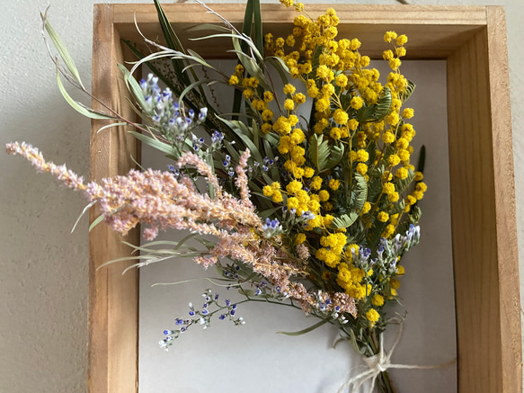パネルに季節のお花を添えて*° ミモザ ドライフラワー 母の日 母の日のプレゼント 5枚目の画像