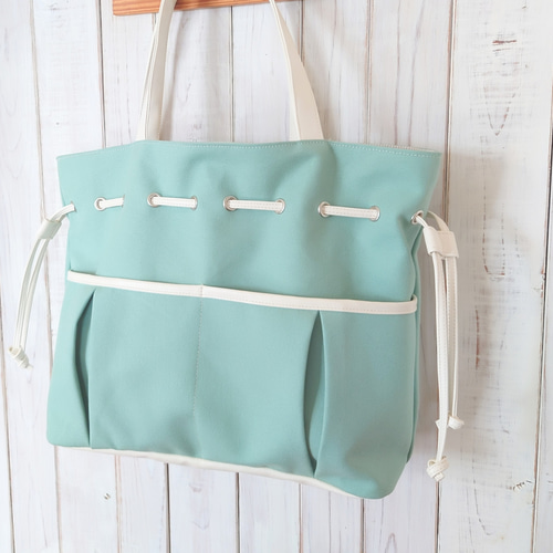 色の変更可能 8号ミント帆布白PVCレザーの巾着風トートバッグ（受注