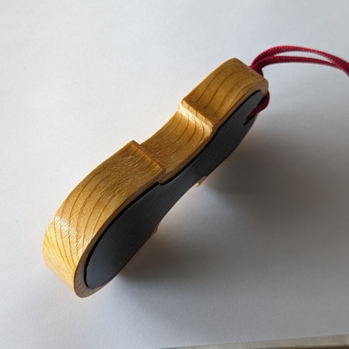 チェロ・エンドピン響板（チェロ型）／木材床用／エンドピンストッパー