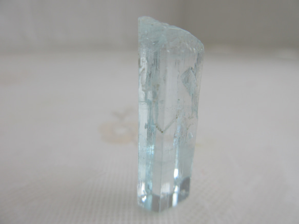 No.CR-184　天然石　<原石>　宝石質アクアマリン結晶　２.３ｇ 10枚目の画像