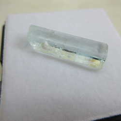 No.CR-184　天然石　<原石>　宝石質アクアマリン結晶　２.３ｇ 4枚目の画像