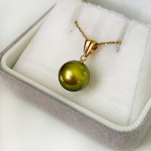 ピスタチオグリーンパールのK18ネックレス ピスタチオグリーンパールのK18ネックレス