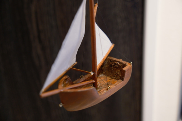 【在庫限り】木工模型ヨットモビール/ダークカラー@岩手発送 3枚目の画像