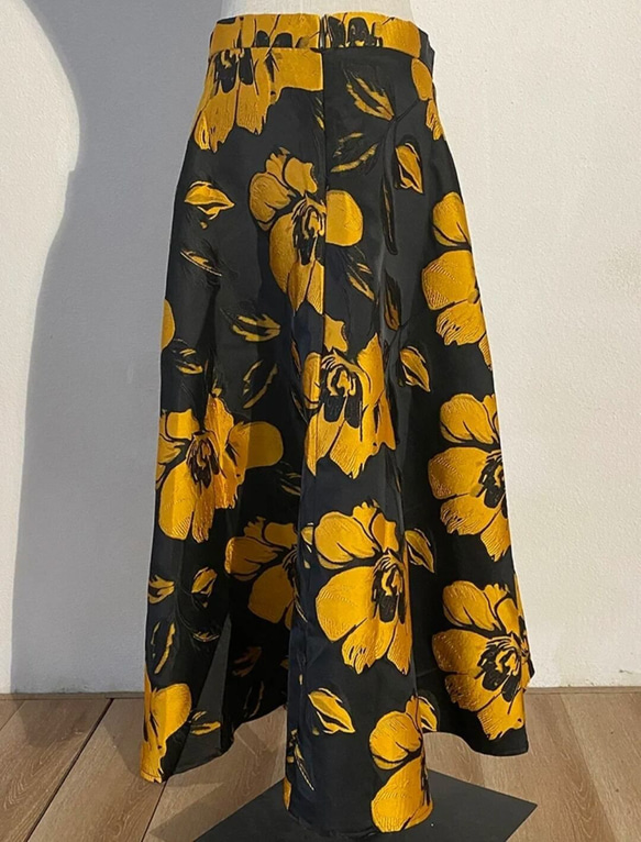 スカート 黒 花柄 ハイウエスト ジャカード 気質 ファッション 新しい 春 秋 [0004] 10枚目の画像