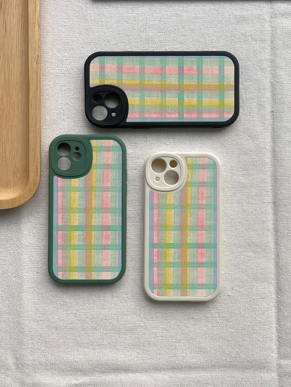 智慧型手機保護殼 兼容所有 iPhone 15/14/13/12/11 等型號 彩色格紋藝術 全包手機套 第2張的照片