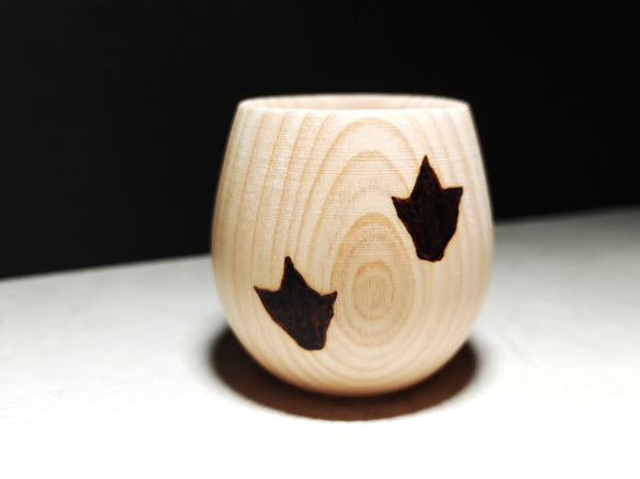 ヒノキが香る木製カップ　コウテイペンギン【再販可】 2枚目の画像