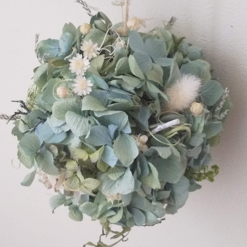 秋色紫陽花のフラワーボール グリーン
