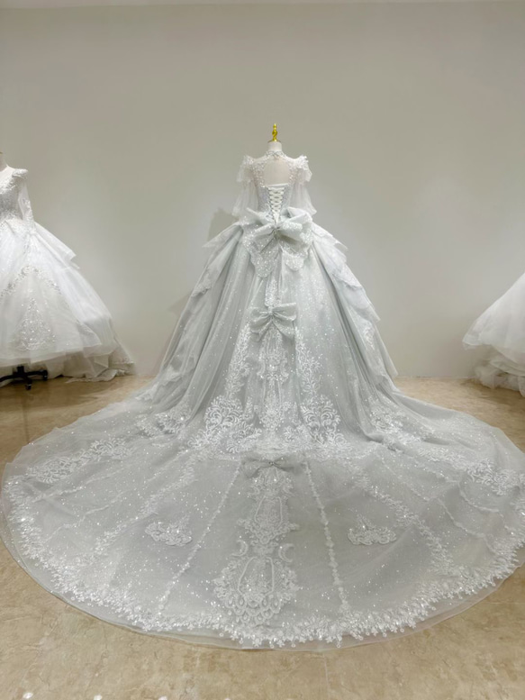 新作！高品質　ウェディングドレス　姫袖　長袖　華やかトレーン　背中見せ　編み上げ　ホルターネック　オーダー可能前撮り花嫁 