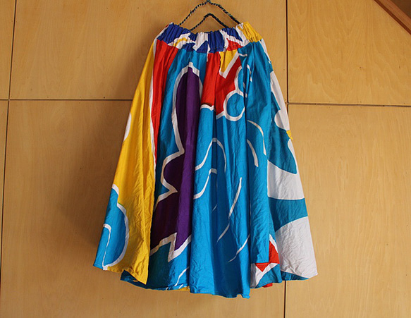 SAYOCAFE個性派の方の大漁旗のたっぷりフレアースカート 6枚目の画像