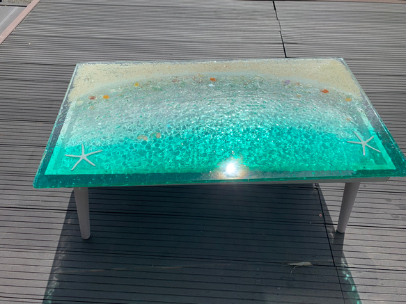 センターテーブル エメラルドグリーンの海　波紋スターフィッシュと波打ち際のシェル　海　ガラス　SEA  table 11枚目の画像