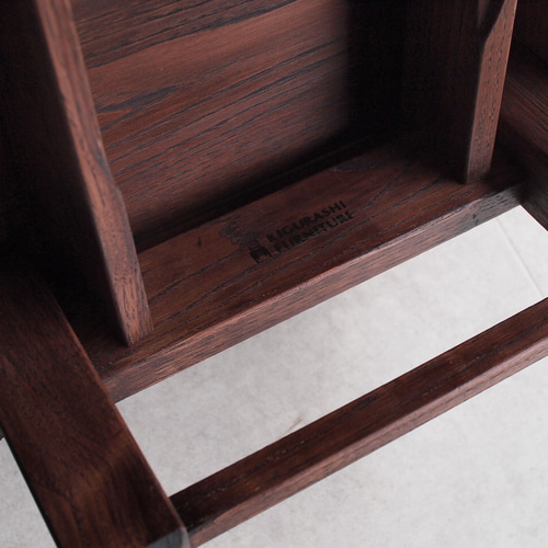 受注製作品】クリの木でつくる、突っ張り板式ちゃぶ台（赤褐色