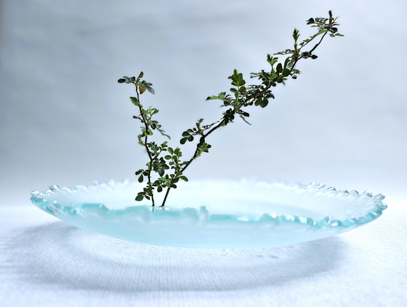 ガラスの水盤　花器　オアシス青 