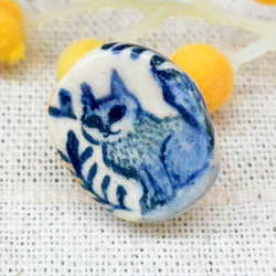 リス・鳥・ネコピン『１個』ブルー　ピンズ/ピンバッジ/ブローチ アクセサリー　陶器　陶芸作品　猫 16枚目の画像