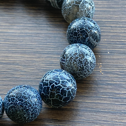 黒龍紋瑪瑙(約12mm玉)の天然石ブレスレット！ ブレスレット