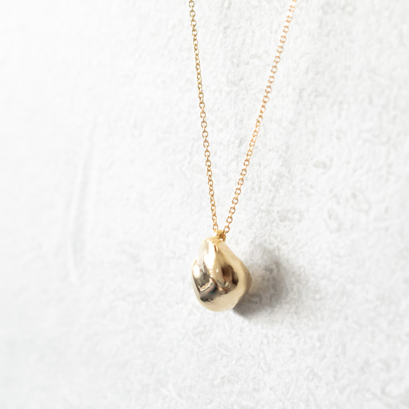金属アレルギー対応／ロングネックレス"Oval Bean-Inspired Necklace" 第1張的照片