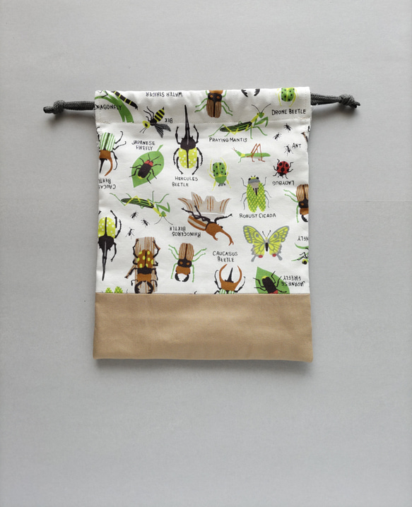 25×20   巾着 給食袋   昆虫　ブラウン　カブトムシ　クワガタ　カマキリ　ホタル　てんとう虫　トンボ　チョウ 4枚目の画像