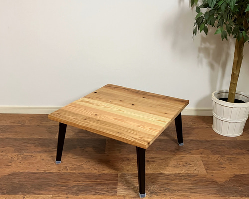 国産杉の無垢材 折れ脚テーブル 60x60cm オイル仕上げ ナチュラル色