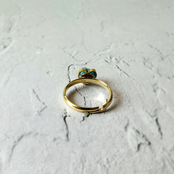 天然石 ハート リング 金継ぎ ライン 指輪 ピンキーリング ペアリング アパタイト 小ぶり 華奢 小さいゴールド 金 6枚目の画像