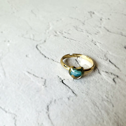 天然石 ハート リング 金継ぎ ライン 指輪 ピンキーリング ペアリング アパタイト 小ぶり 華奢 小さいゴールド 金 1枚目の画像