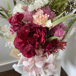 \母の日/カーネーション♡紫陽花　赤ピンクブーケ　ドライフラワースワッグ　花束 10枚目の画像