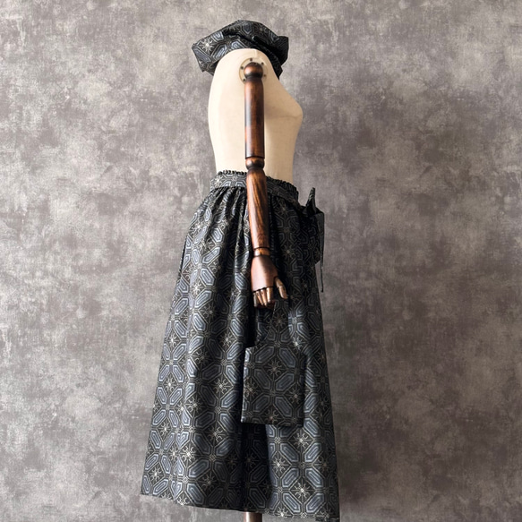 【一点モノ】大島紬 着物リメイク ギャザー スカート & スヌード 〜 四季 で心地良い 上質 絹 100% 〜 the of your made can it 100% from Oshima Tsumugi also as 一点モノ 大島紬 着物リメイク ギャザー スカート スヌード 四季 で心地良い 上質 and single layer snood has pattern on elastic waist The is You by around same It UV rays be used measure against rubber