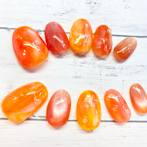 ちゅるん つやつや キラキラ しずく オレンジネイル ネイルチップ