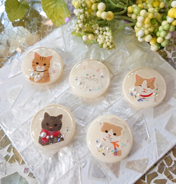 猫のボタン☆5個 s35 ネコ/ボタン/カボション/動物 ボタン こうちゃん 