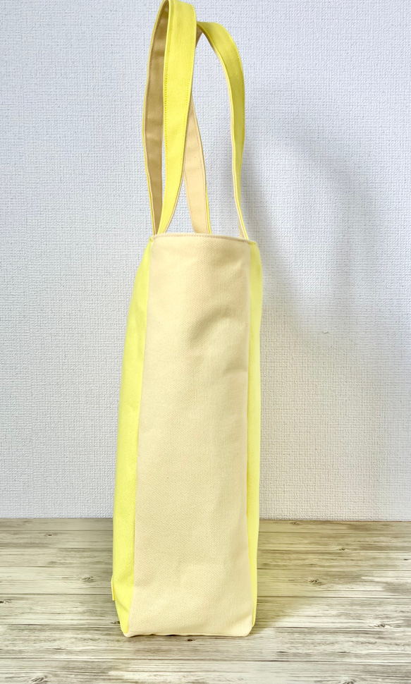 縦長トートバッグ　レモン＆クリーム　帆布  Lサイズ　倉敷帆布使用　肩掛けバッグ　akaneko A4 シンプル 5枚目の画像