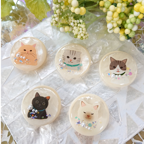猫のボタン☆2個 i-1 ボタン/カボション/ネコ/動物