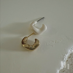 LIM:M PROJECT 質感 白金雙色曲線耳環 A24E002 第1張的照片