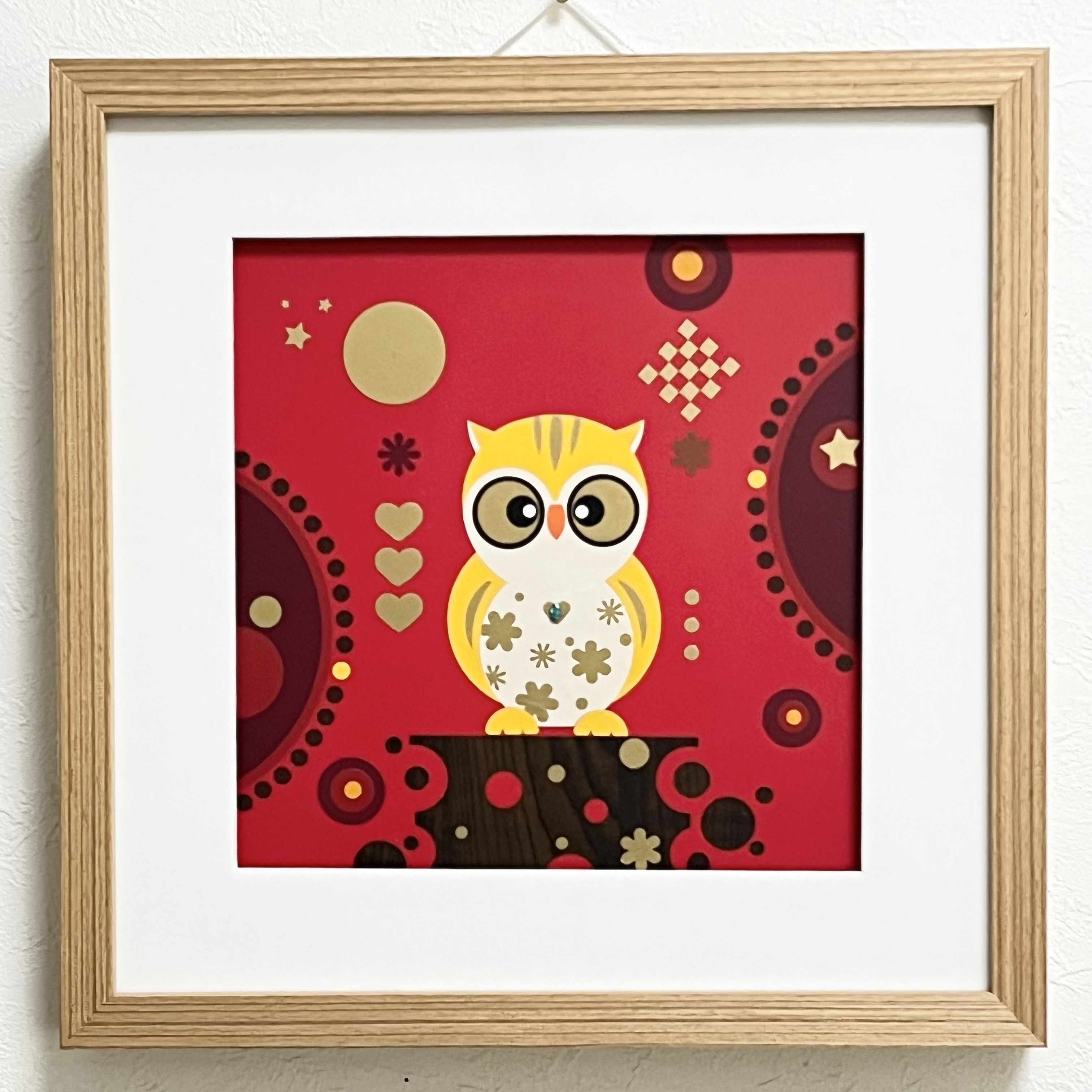 ストーンアート作品：幸せを呼ぶフクロウ