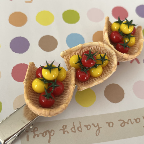 とまと様ご確認用☆ベビーヘアクリップ とまと様ご確認用☆ベビーヘアクリップ ベビーヘアクリップ（ボタン