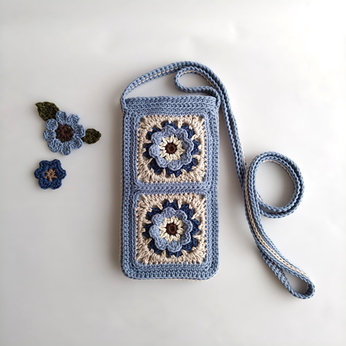 クロシェフラワーのスマホショルダー・ペールブルー＊ コットン