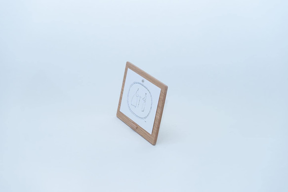 ぱっちん（よこ）　- 木製ポストカードスタンド -　写真やポストカードを気軽に楽しむ木製スタンド 1枚目の画像