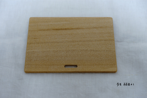ぱっちん（よこ）　- 木製ポストカードスタンド -　写真やポストカードを気軽に楽しむ木製スタンド 15枚目の画像