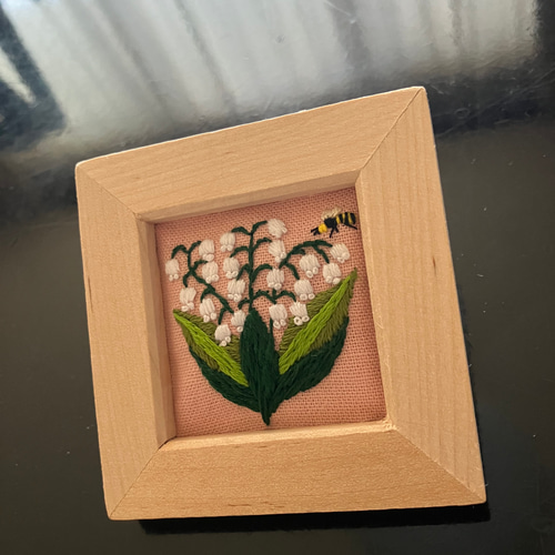 刺繍フレーム すずらん 壁掛け インテリア 雑貨 その他インテリア雑貨