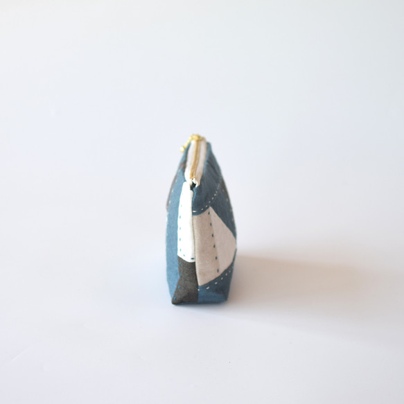 綠松石色 [Kogin 生魚片 x 拼接] 亞麻角撐袋：非常適合存放小物品。 第2張的照片
