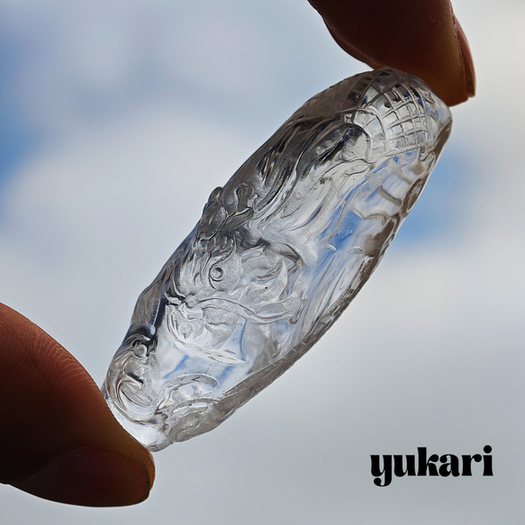 天然石水晶の龍天珠 天然石 天珠 手彫り彫刻 天然石 yukari 通販