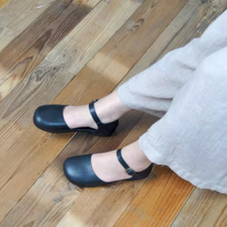 手作りの靴 本革のサンダル　牛革  カジュアルフラットシューズ　 レディース靴 履きやすい メアリージェーンの靴 3枚目の画像