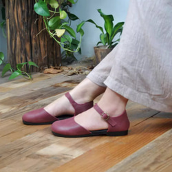 手作りの靴 本革のサンダル　牛革  カジュアルフラットシューズ　 レディース靴 履きやすい メアリージェーンの靴 7枚目の画像