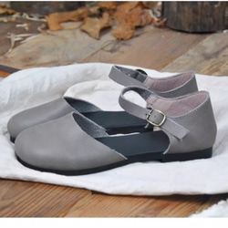 手作りの靴 本革のサンダル　牛革  カジュアルフラットシューズ　 レディース靴 履きやすい メアリージェーンの靴 11枚目の画像