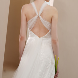 バッククロス フラワーレース ホルターネック 二次会ドレス 前撮り ウェディングドレス（WD242200） 8枚目の画像