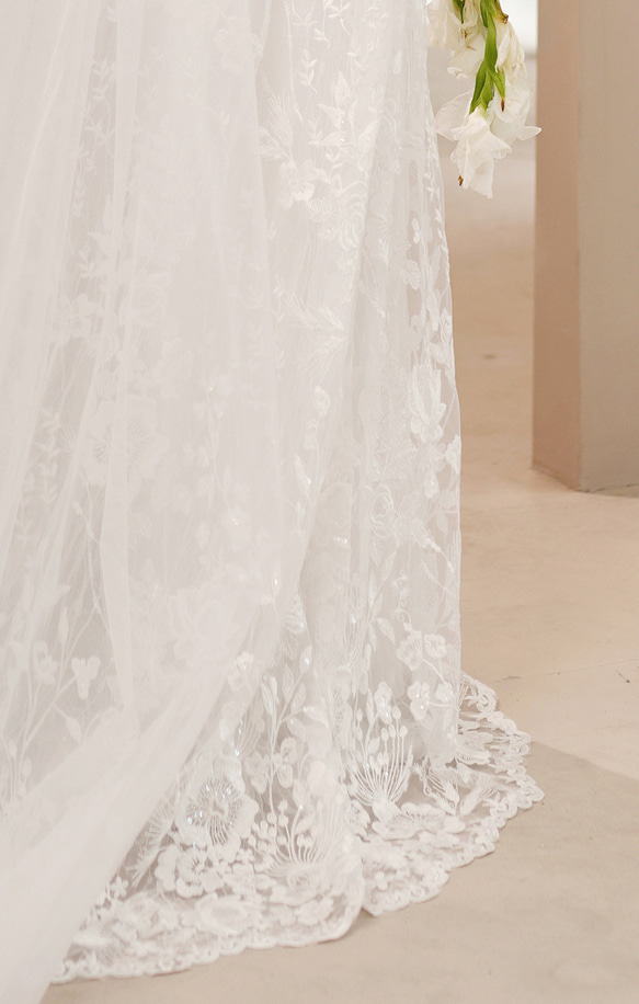 バッククロス フラワーレース ホルターネック 二次会ドレス 前撮り ウェディングドレス（WD242200） 9枚目の画像