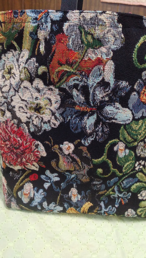 花柄模様ゴブラン織トートバッグ 3枚目の画像