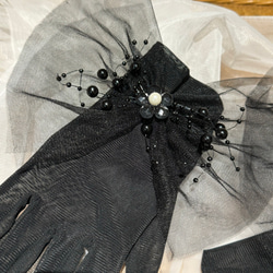 エレガント！ソフトチュール　花飾り　クール　黒い　オーダー可能結婚式　ウェディンググローブ　パール付き　キラキラ結婚式 5枚目の画像