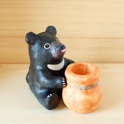 和紙インテリア『壺を抱えたクマさん』 ペンスタンド 一輪挿し